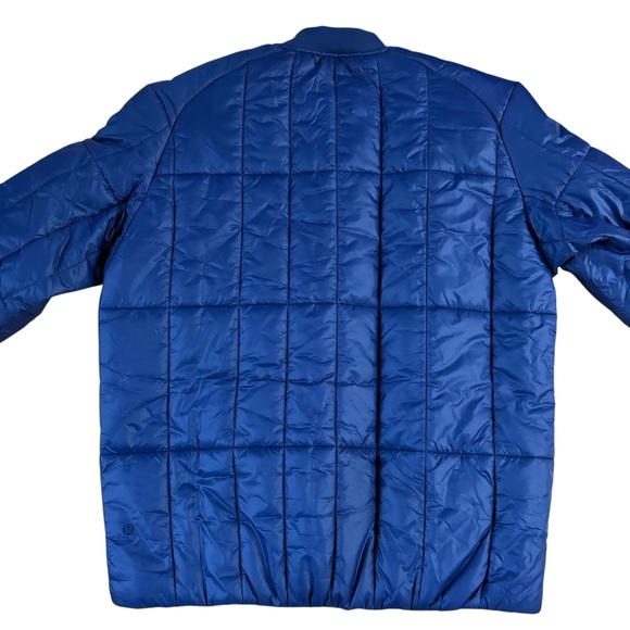 Lululemon Men's Insulated Bomber Jacket Size Medium - Picture 3 of 7